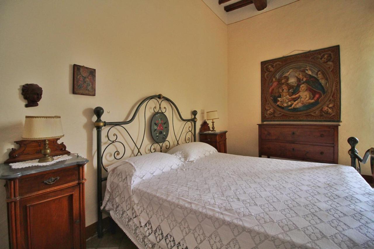 Castello Di Sovicille - Residenza D'Epoca Bed & Breakfast Bagian luar foto