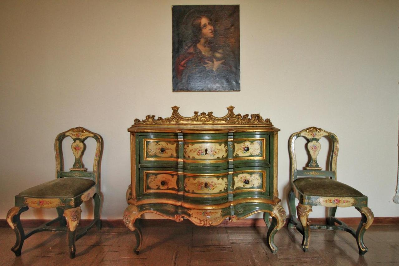 Castello Di Sovicille - Residenza D'Epoca Bed & Breakfast Bagian luar foto
