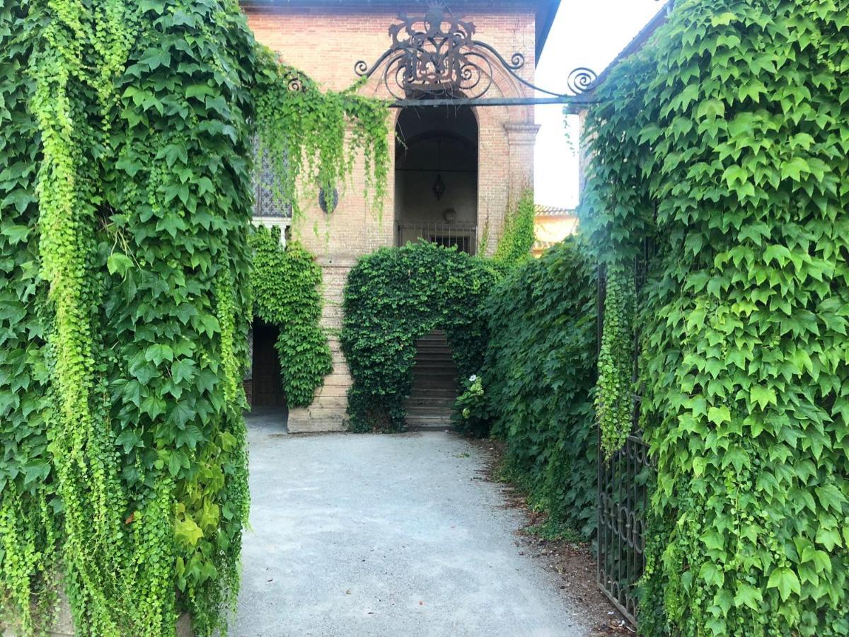 Castello Di Sovicille - Residenza D'Epoca Bed & Breakfast Bagian luar foto