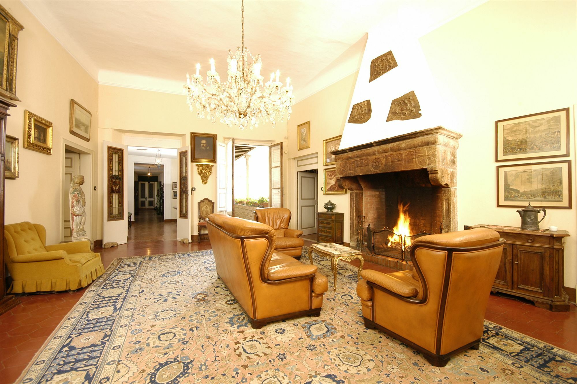 Castello Di Sovicille - Residenza D'Epoca Bed & Breakfast Bagian luar foto